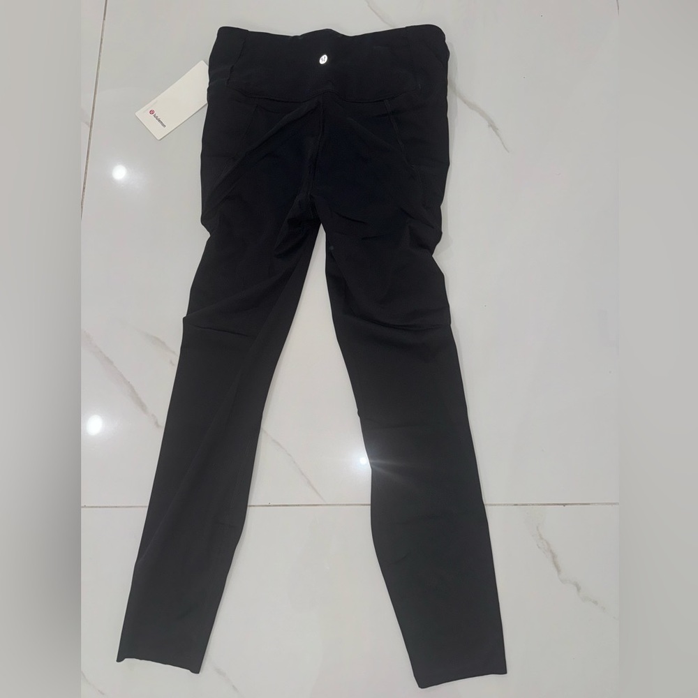 Lululemon NWT Free To Speed Tight Black